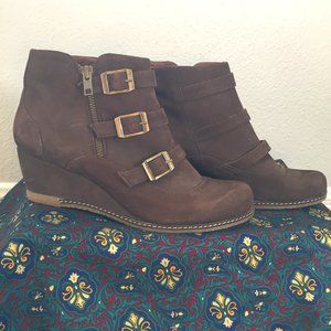 Eric Michael Torino wedge boot size 38